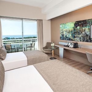 Deluxe Room Sea View Balcony